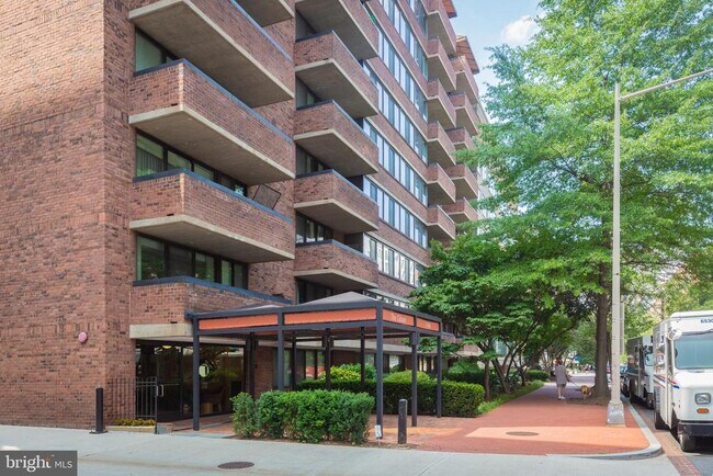 Foto del edificio - 1140 23rd St NW