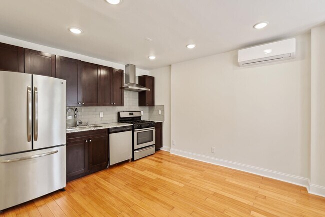 Foto del edificio - 22 Belmont Ave
