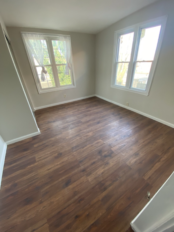 Foto principal - 3632 11th St NW