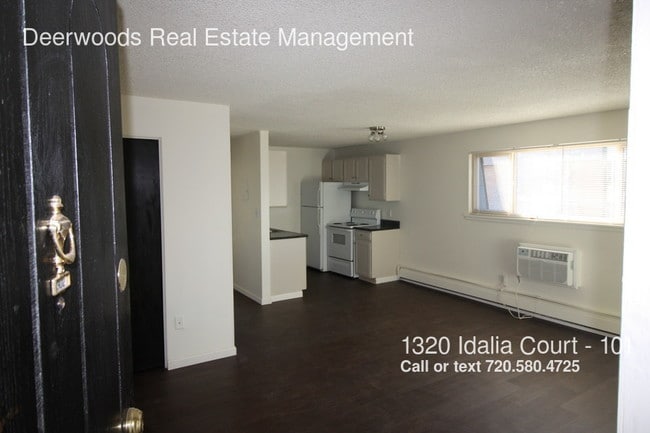 Building Photo - 1320 Idalia Ct