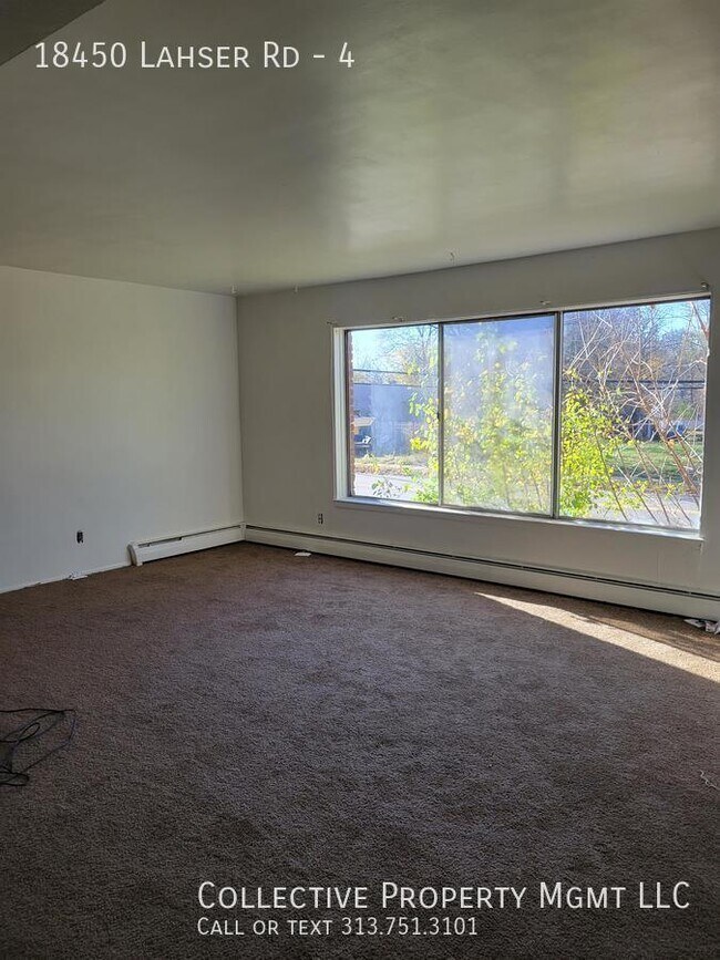 Building Photo - 18450 Lahser Rd