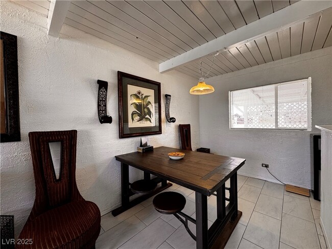 Building Photo - 421 Harvard St