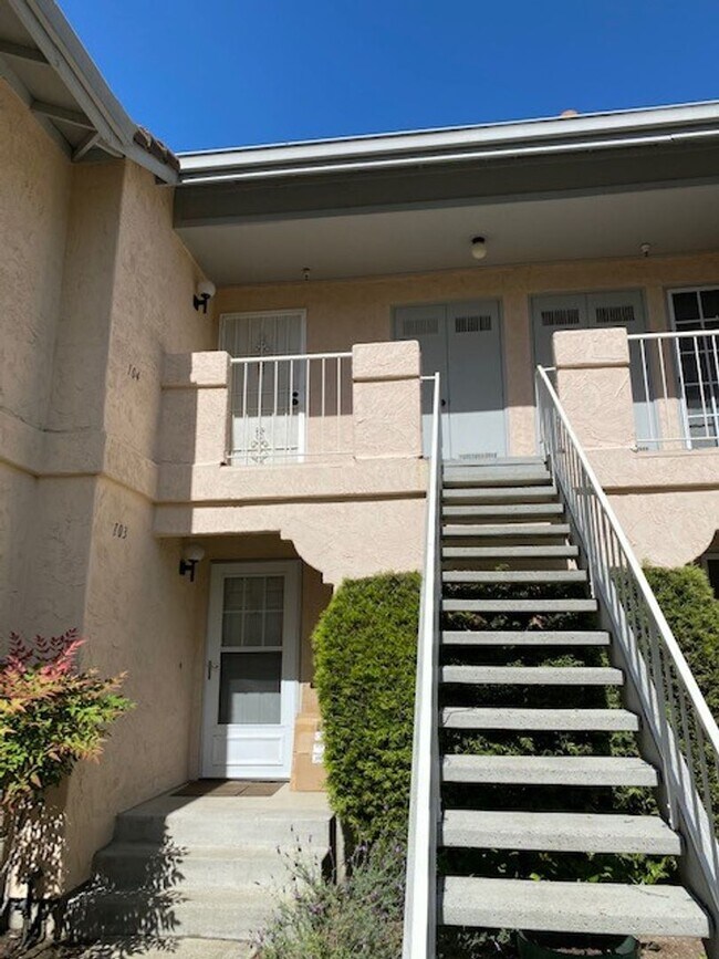 Building Photo - Affordable Move In Ready S. Vasco Condo