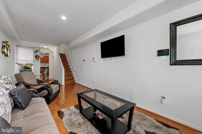 Foto del edificio - 831 S Montford Ave