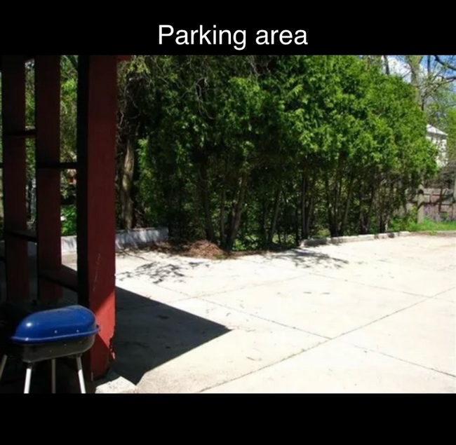 Building Photo - 850 Houseman Ave NE