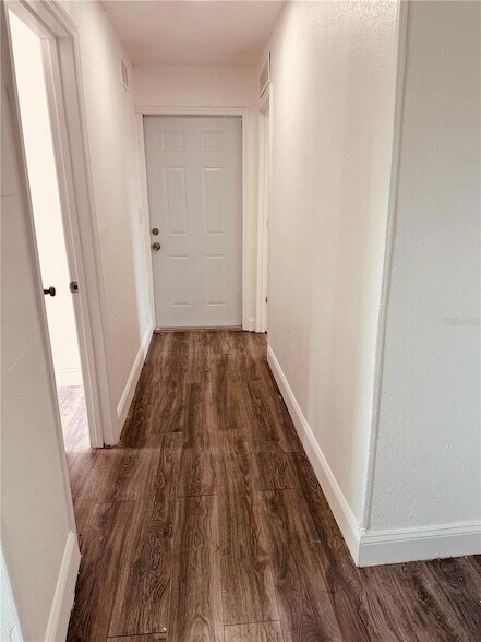 Foto del edificio - 2610 N 59th St