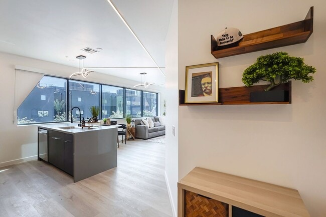 Interior Photo - Rainbow Road