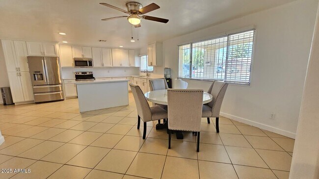 Foto del edificio - 4724 N 61st Ave