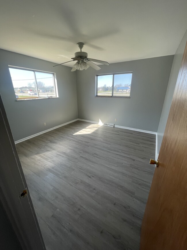 Bedroom 1 - 9049 Gratiot Rd