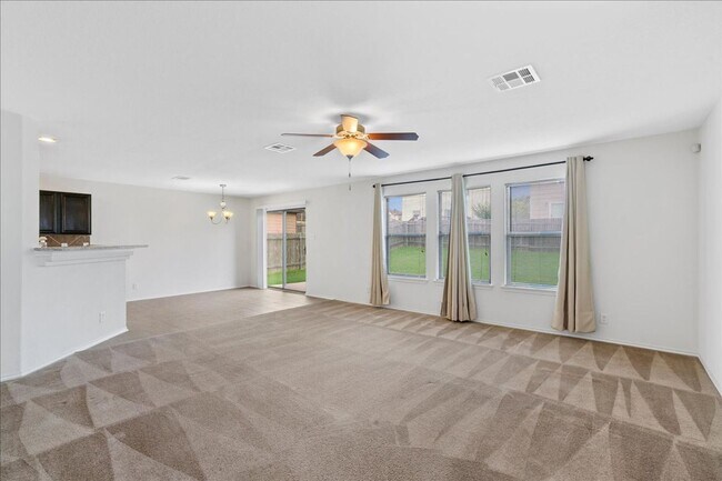 Building Photo - 142 Rummel Dr