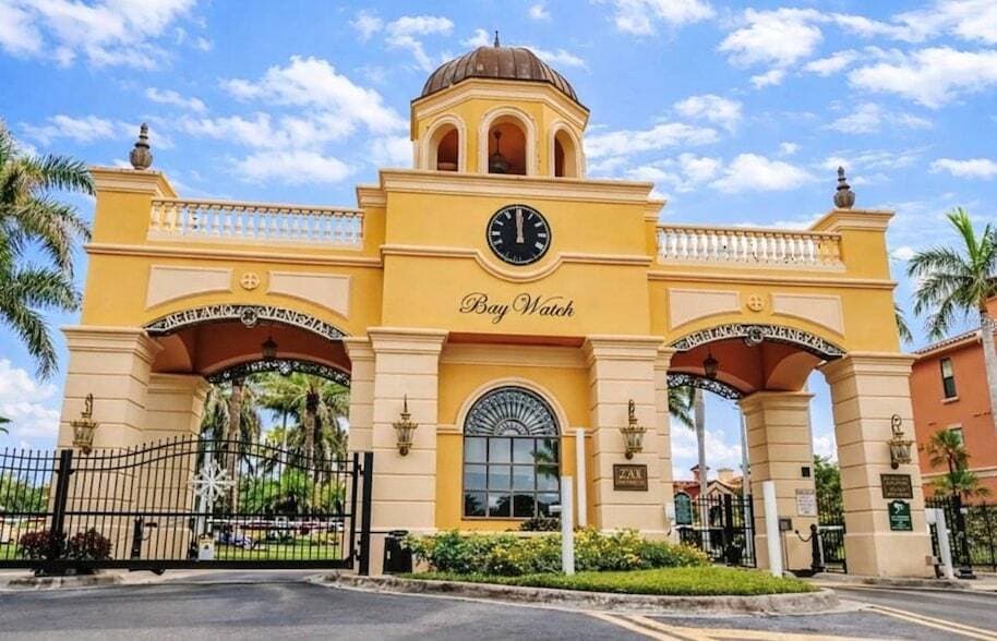 Photo - 2755 Via Capri Unit 1220