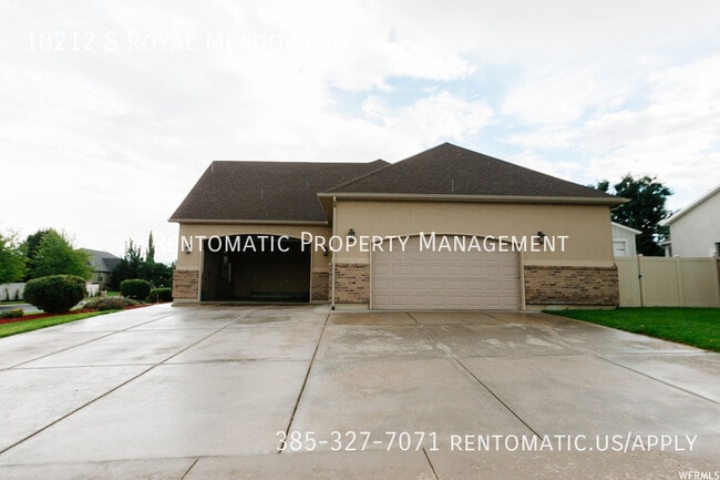Building Photo - 10212 Royal Meadows Ct