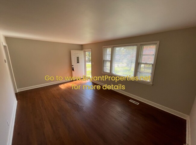 Building Photo - Nashville - Donelson Area - 2 Bedrooms 1-Bath