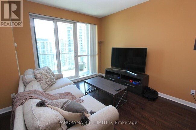 Photo du bâtiment - 235-2235 Sherway Gardens Rd