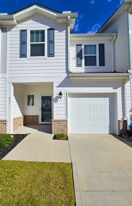 Foto principal - 635 Millwright Wy