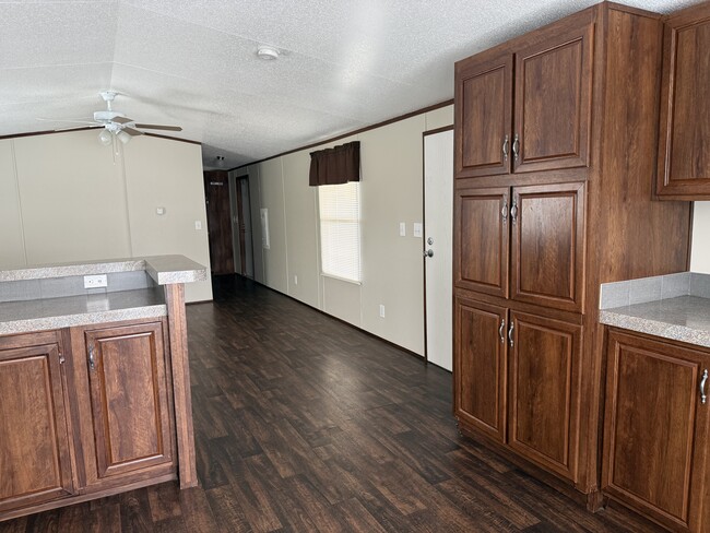 Building Photo - Roosevelt Mobile Home Park