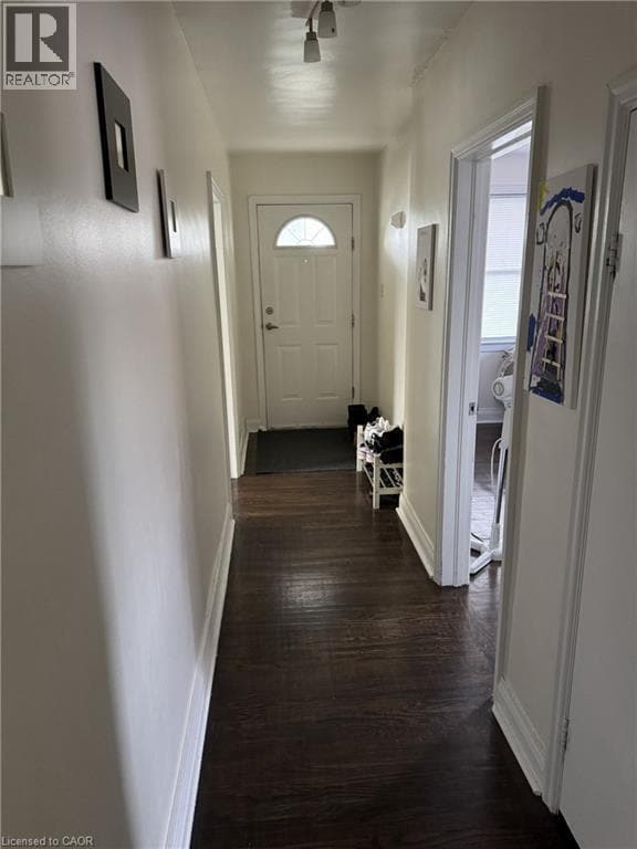 Building Photo - 33 Glenburn Ave