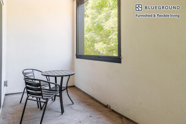 Foto del edificio - 138 Balbach St