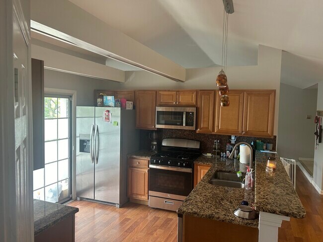 Foto del edificio - 1218 Ballantrae Pl