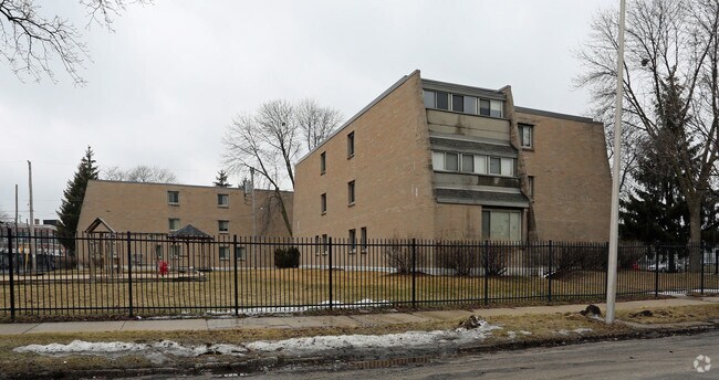 Northwood Apartments Apartments Milwaukee Wi Apartments Com