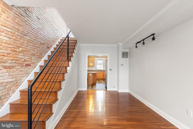 Building Photo - 3241 Fait Ave