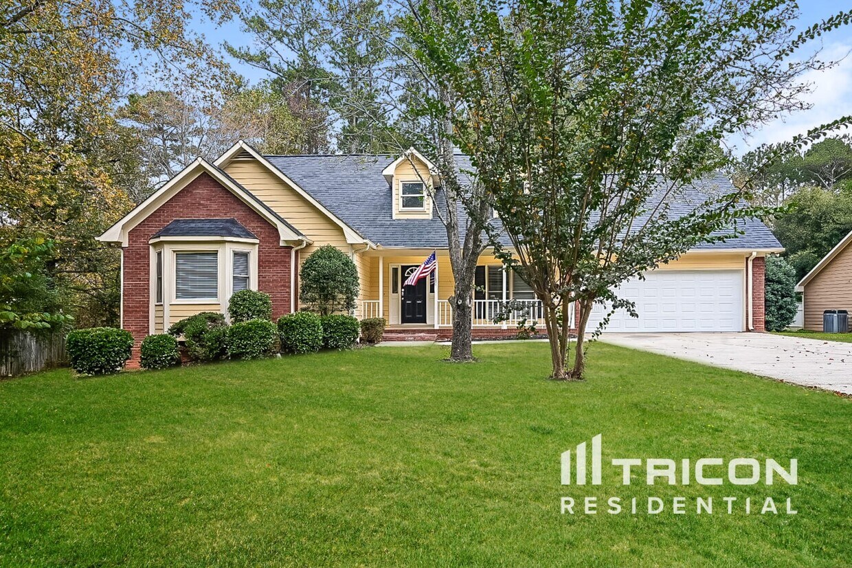 Primary Photo - 324 Grove Hill Drive Stockbridge GA