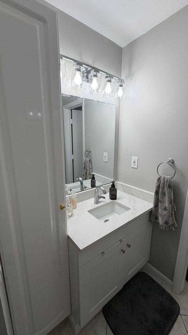 Foto del edificio - 610 Tennis Club Dr