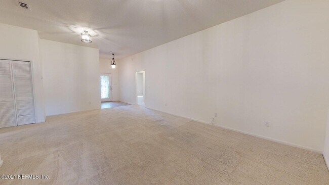 Building Photo - 517 S Aberdeenshire Dr