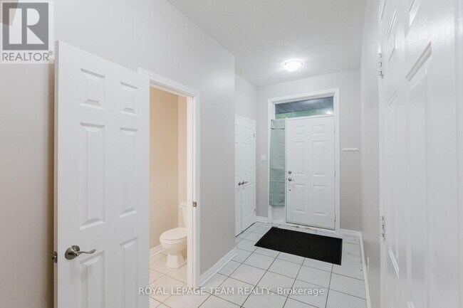 Building Photo - 97 Redpath Dr