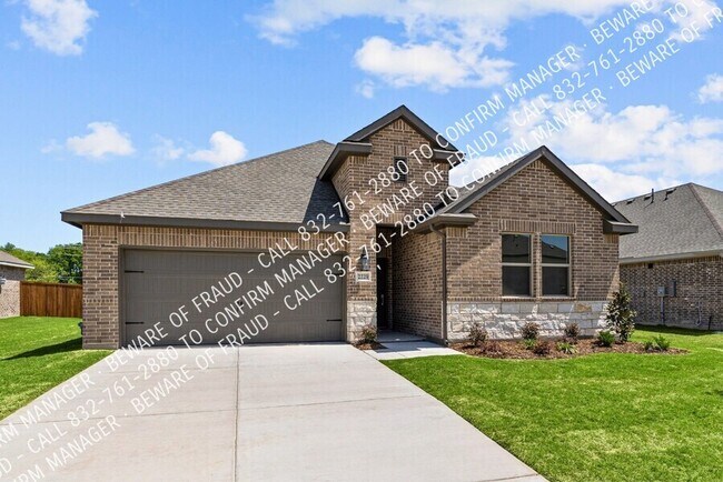 Foto del edificio - 2229 Maple Ridge Dr