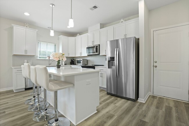 Building Photo - 117 Mettler Loop