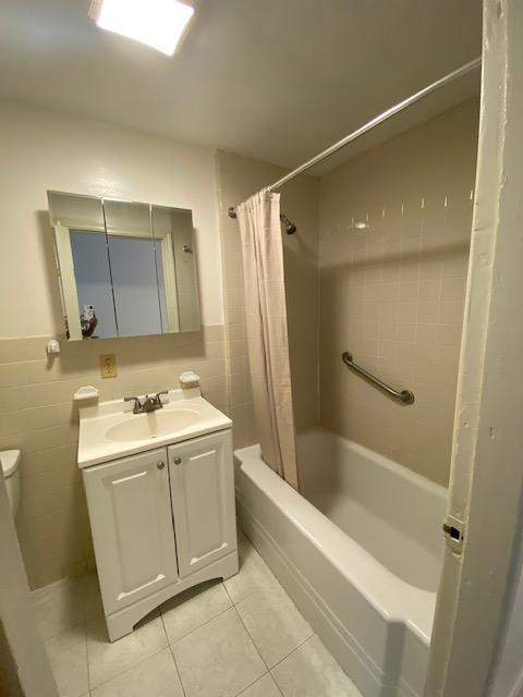 Foto del edificio - 228 Elm St