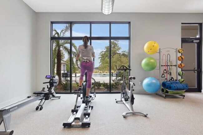 Foto del edificio - 2501 Bienville Blvd