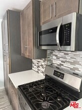 Building Photo - 2107 W 158th St