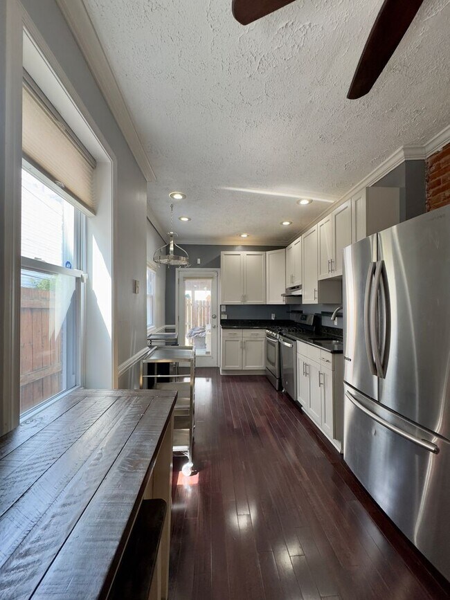 Foto del edificio - Cozy 2 Bedroom/2 Bathroom Townhome in Cant...