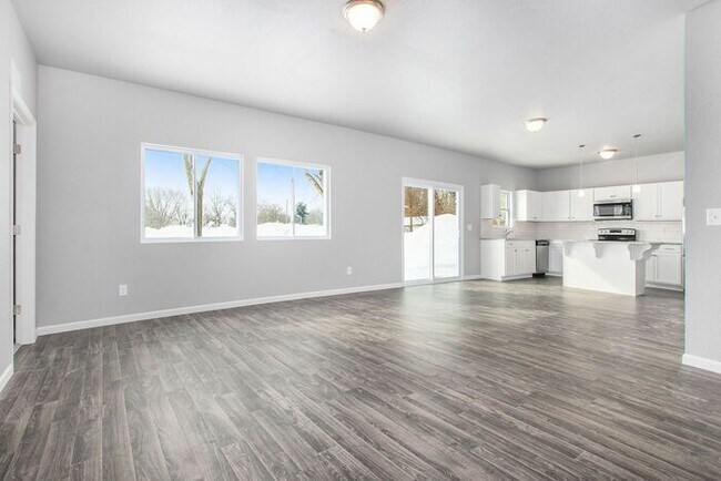 Building Photo - 3123 Belgian Dr