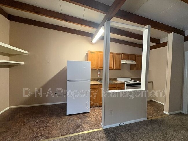 Building Photo - 114 Cabanna Ln