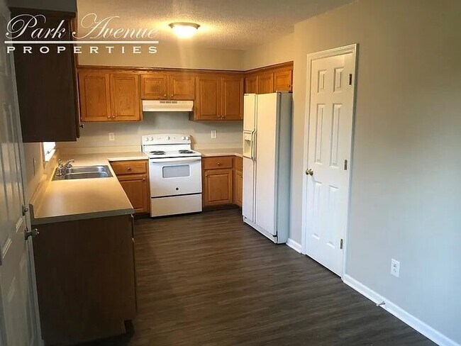 Building Photo - 116 Barnes Dr