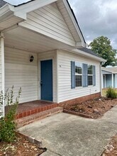 Building Photo - 119 Villa Ct