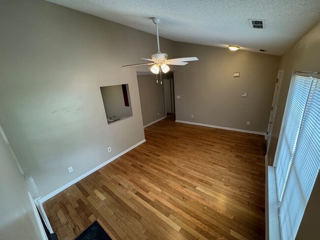 Building Photo - 5133 Possum Trot Ln