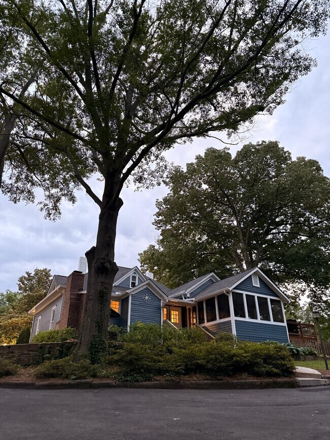 Foto del edificio - 4270 Marietta St