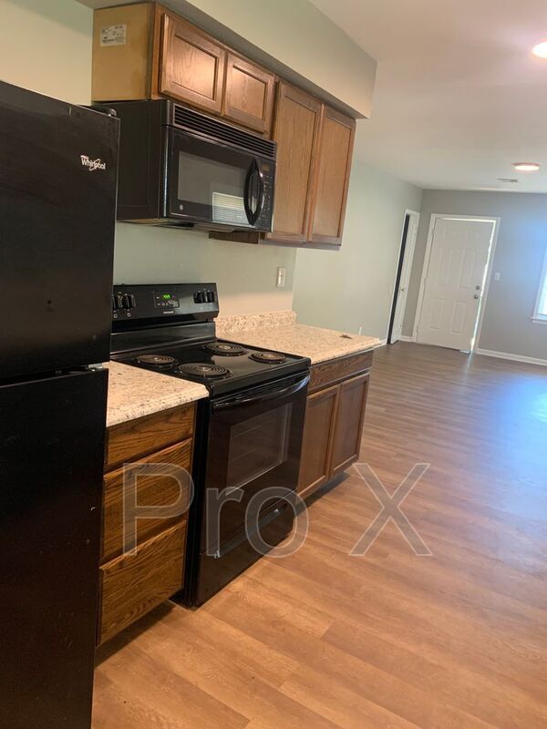 Building Photo - 1727 S Porter Ave