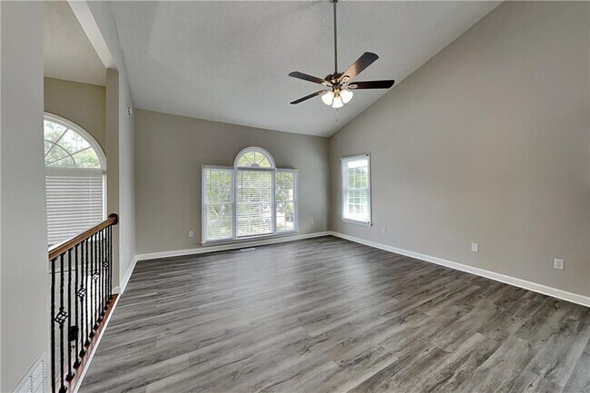 Foto del edificio - 3437 N Cook Rd