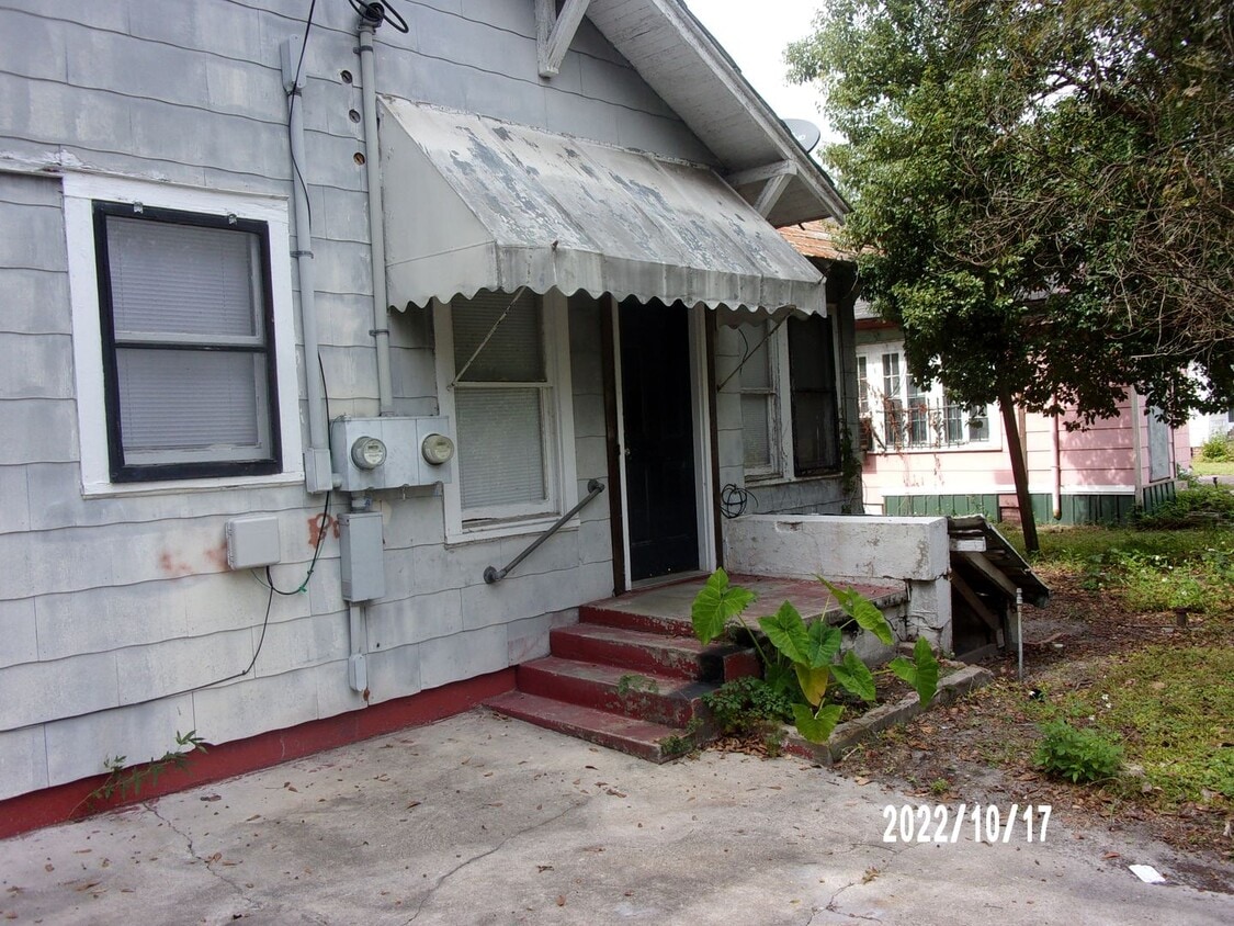 Primary Photo - 1 Bedroom, 1 Bathroom