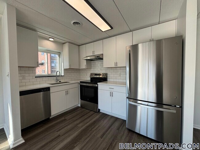 Foto del edificio - 55 Hill Rd