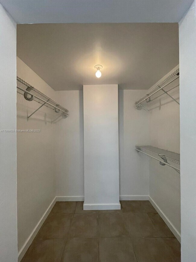 Building Photo - 700 NE 63rd St