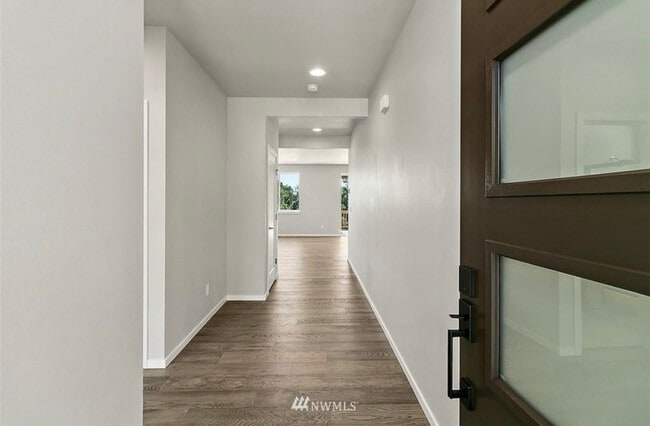 Building Photo - 10224 SE 268th Pl