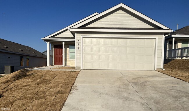 Building Photo - 4 br, 2 bath House - 5150 Fowler Crest