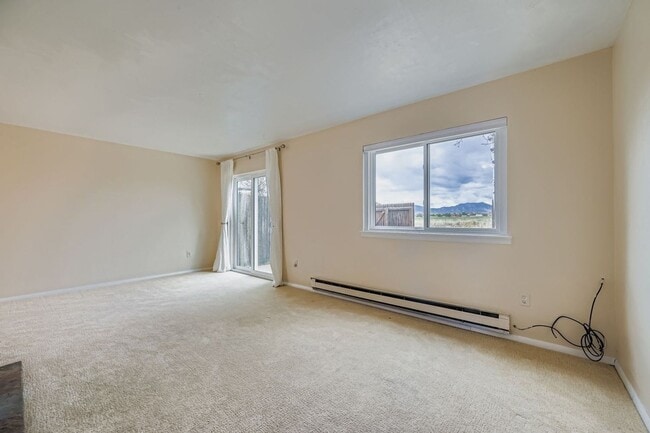 Building Photo - 1858 Centaur Cir