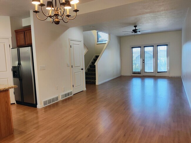 Foto del edificio - Great Condo in Prestigious Chandler Pointe...